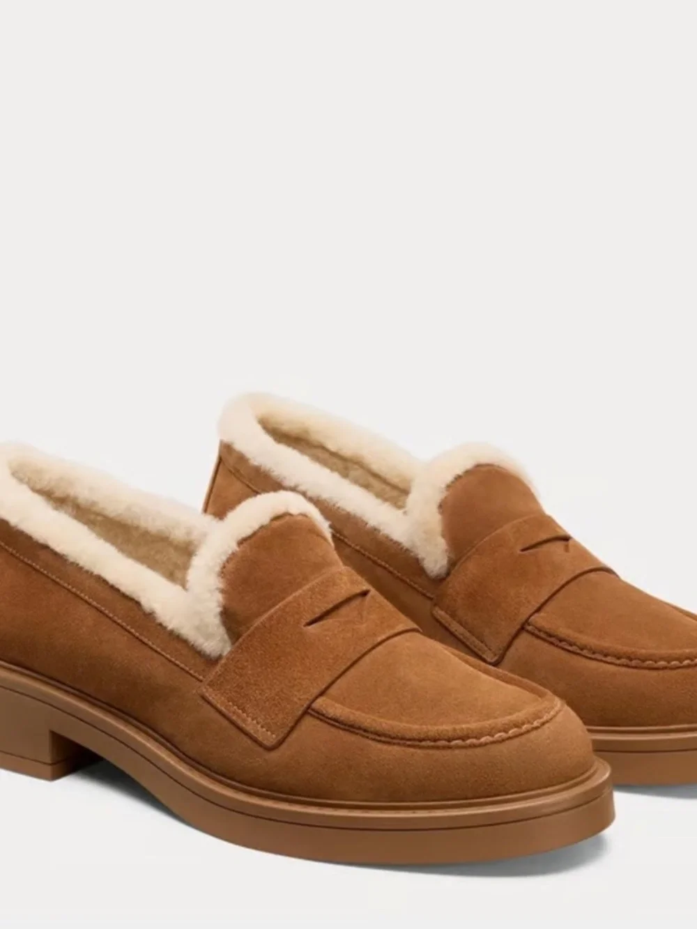 Stuart Weitzman CELIA LITE SHEARLING Suede LOAFER. BRAND NEW!! Size 8.5